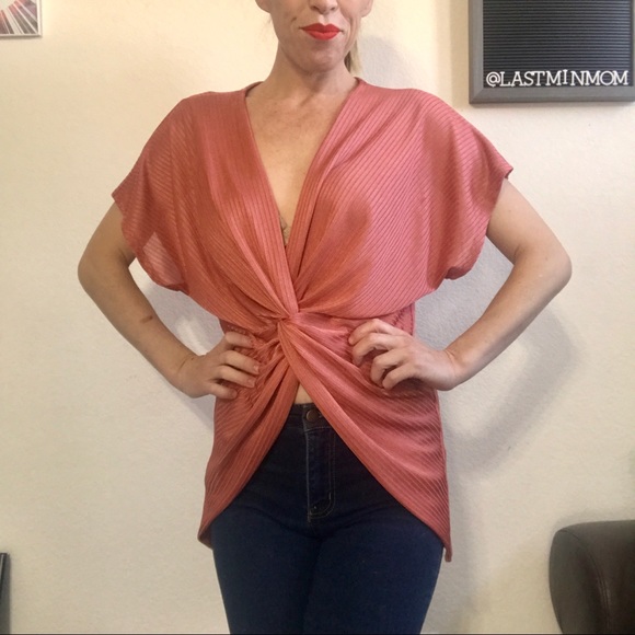 ‼️Metallic PEACH knotted Top Size Small ‼️ - Picture 7 of 8
